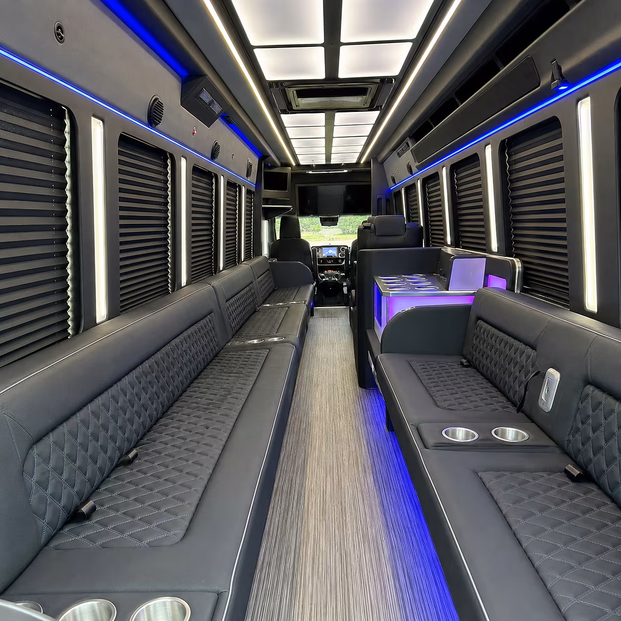 Rent a Bus to Jackson-Medgar Wiley Evers International Airport
