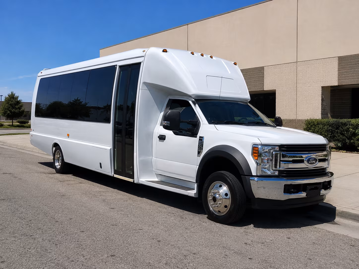 Jackson Airport Shuttle & Transportation party bus exterior